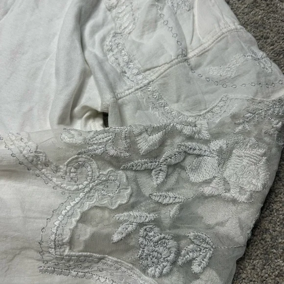 Free People White Peplum Top with Embroidered Sheer Sleeves – Size Small - Picture 2 of 5